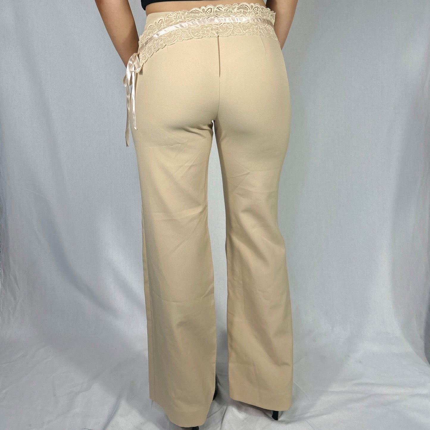 Mid Rise Lace Belt Pants - Size M