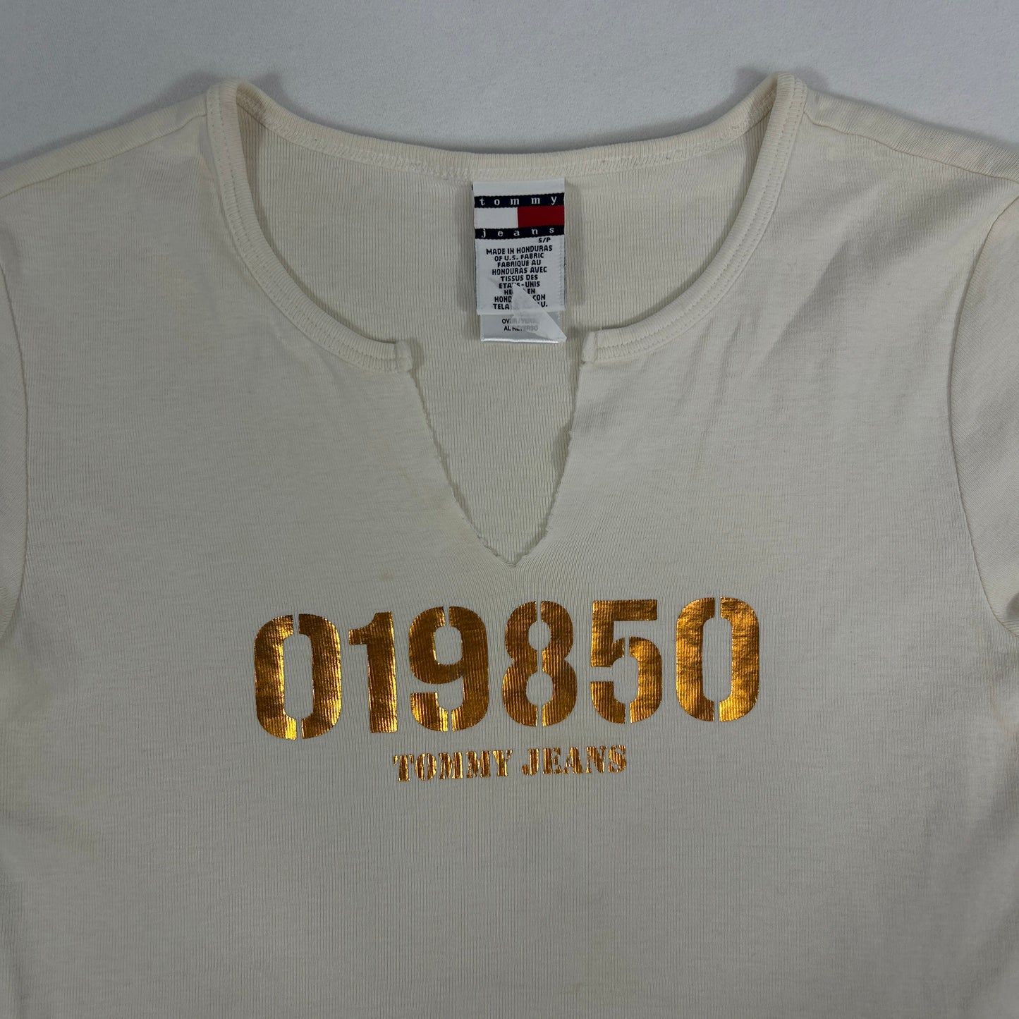 Tommy Jeans V-Neck Babytee - Size S