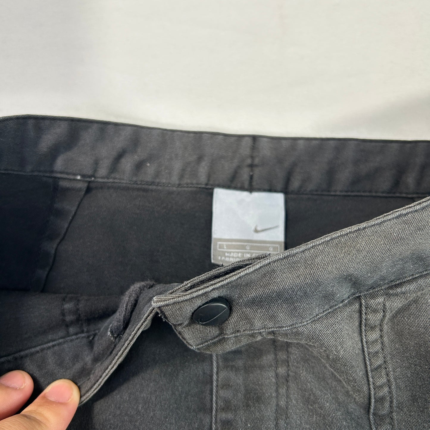 Black Nike 3/4 Capri Pants - Size M