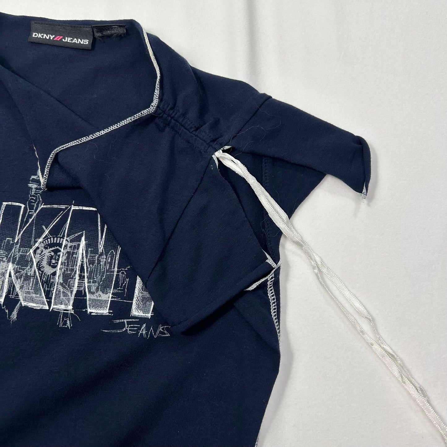 Vintage DKNY New York Babytee - Size XS
