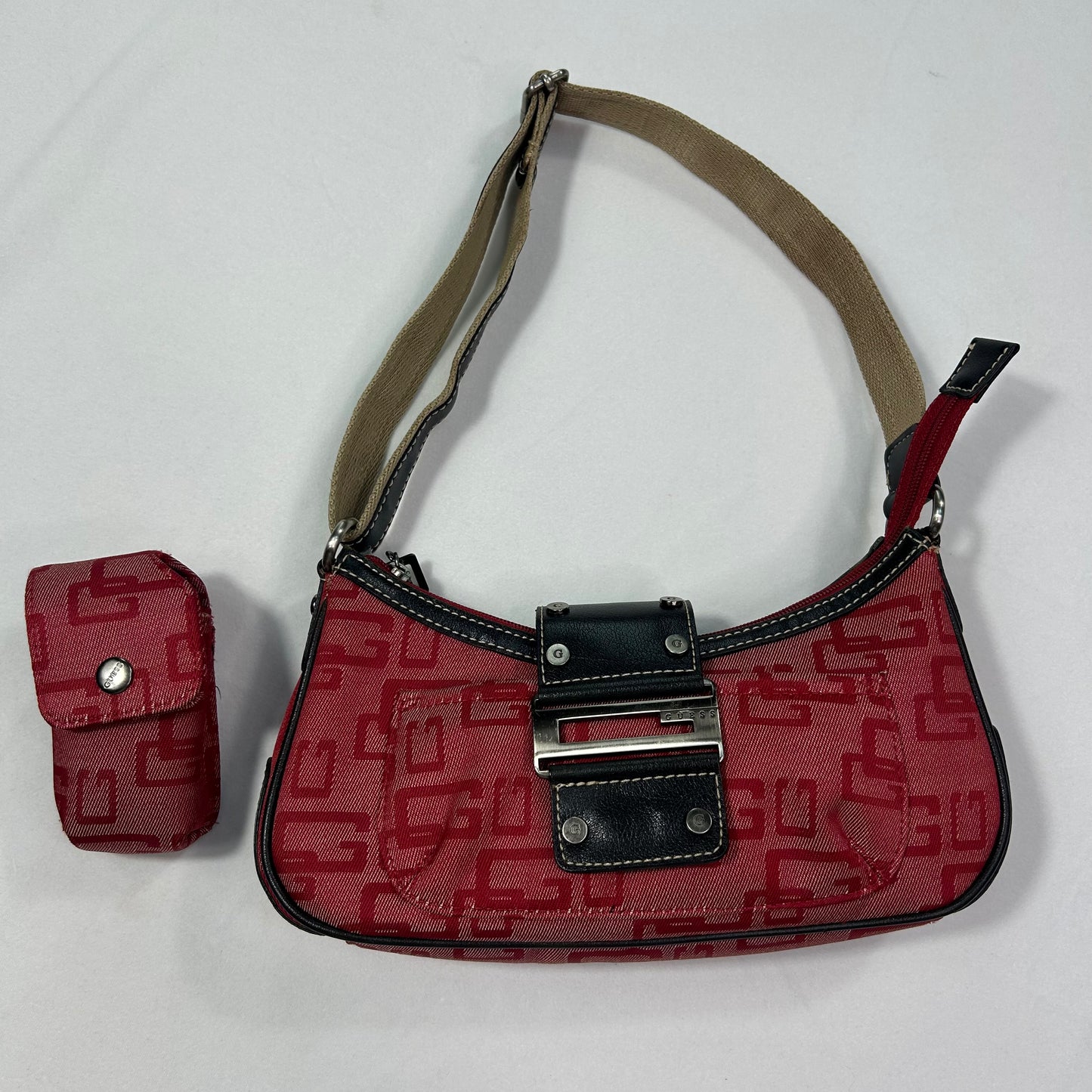 Vintage 2004 Guess Baguette Shoulder Bag