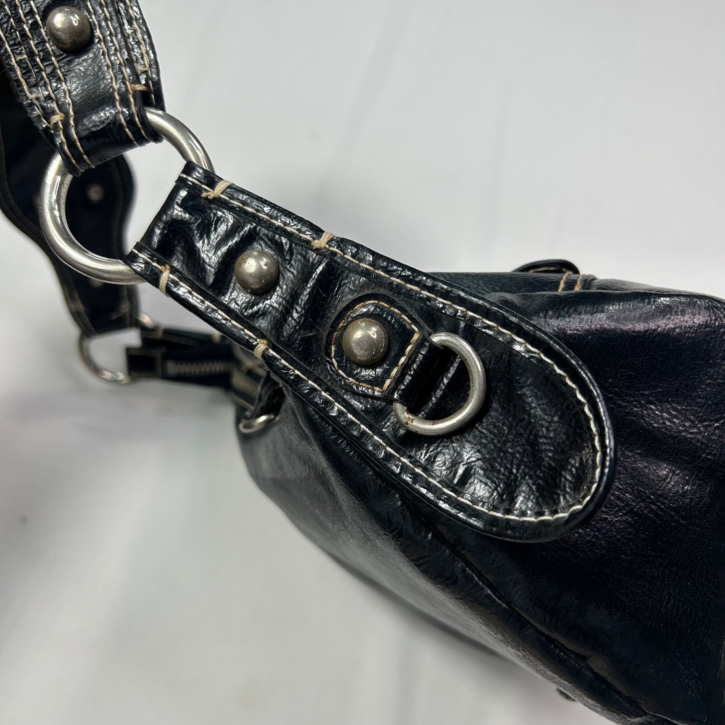 Vintage 2003 Hobo Guess Shoulder Bag