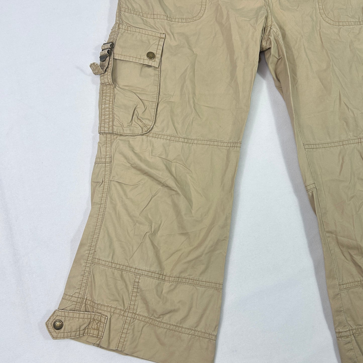 Vintage Underwood Beige Capri Cargo Pants - Size M