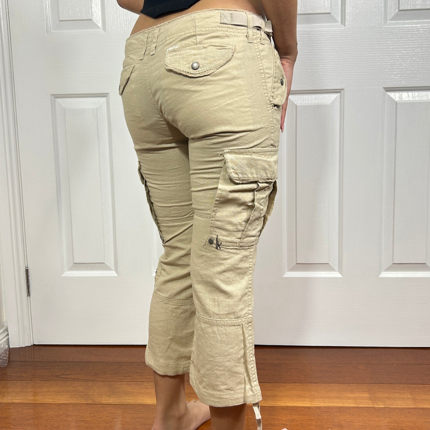 Vintage Beige Capri Cargo Pants - Size - XS/S