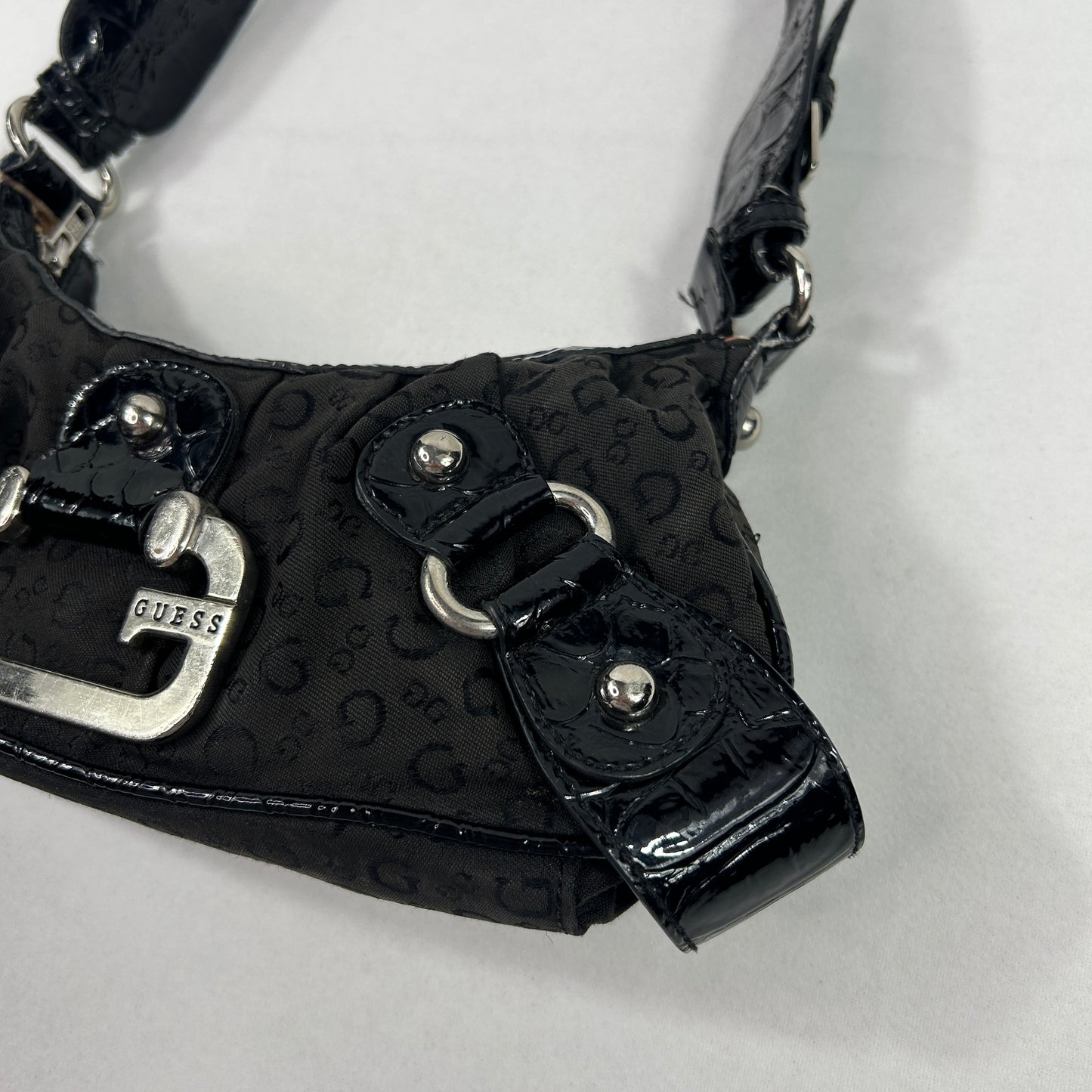 Vintage Baguette Guess Shoulder Bag