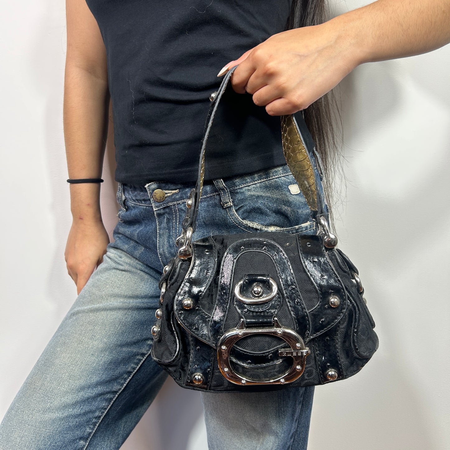 Vintage Small Guess Shoulder bag