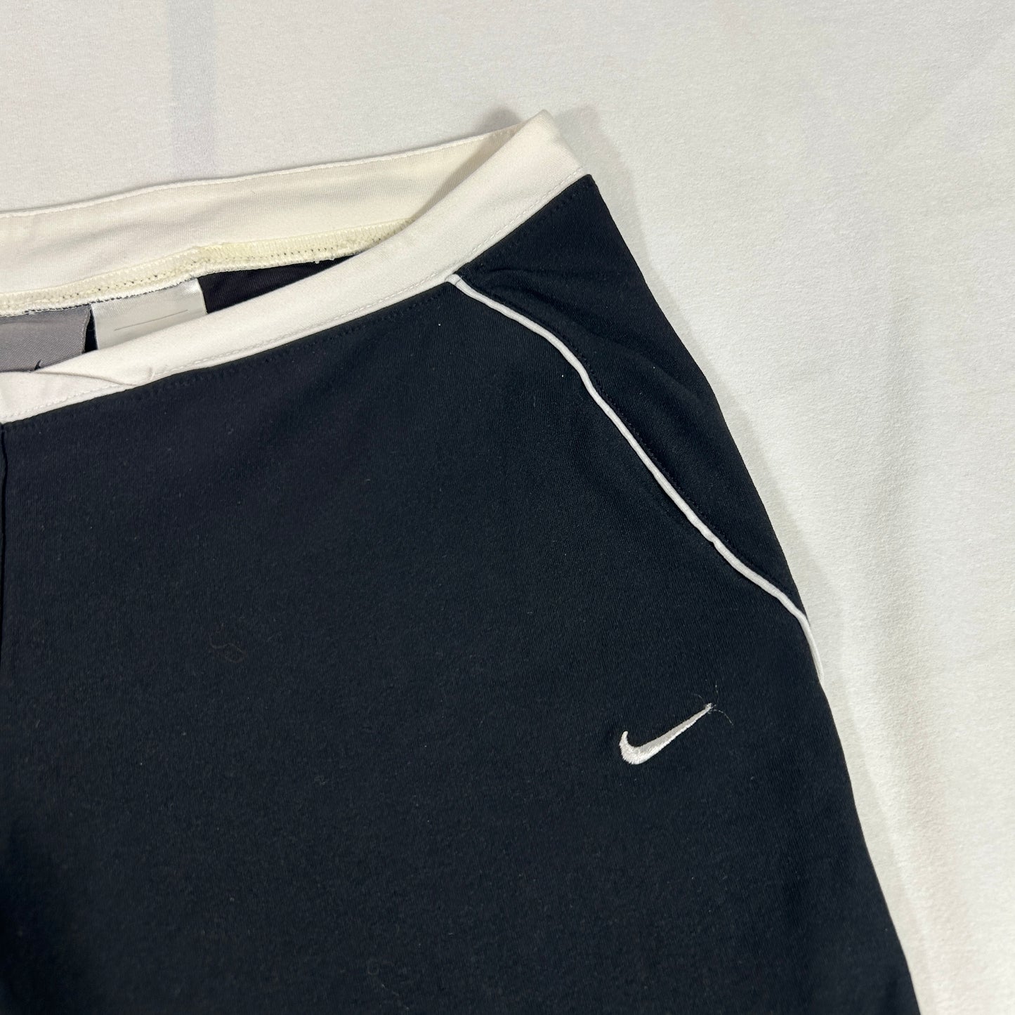 Black Nike 3/4 Yoga Pants - Size M