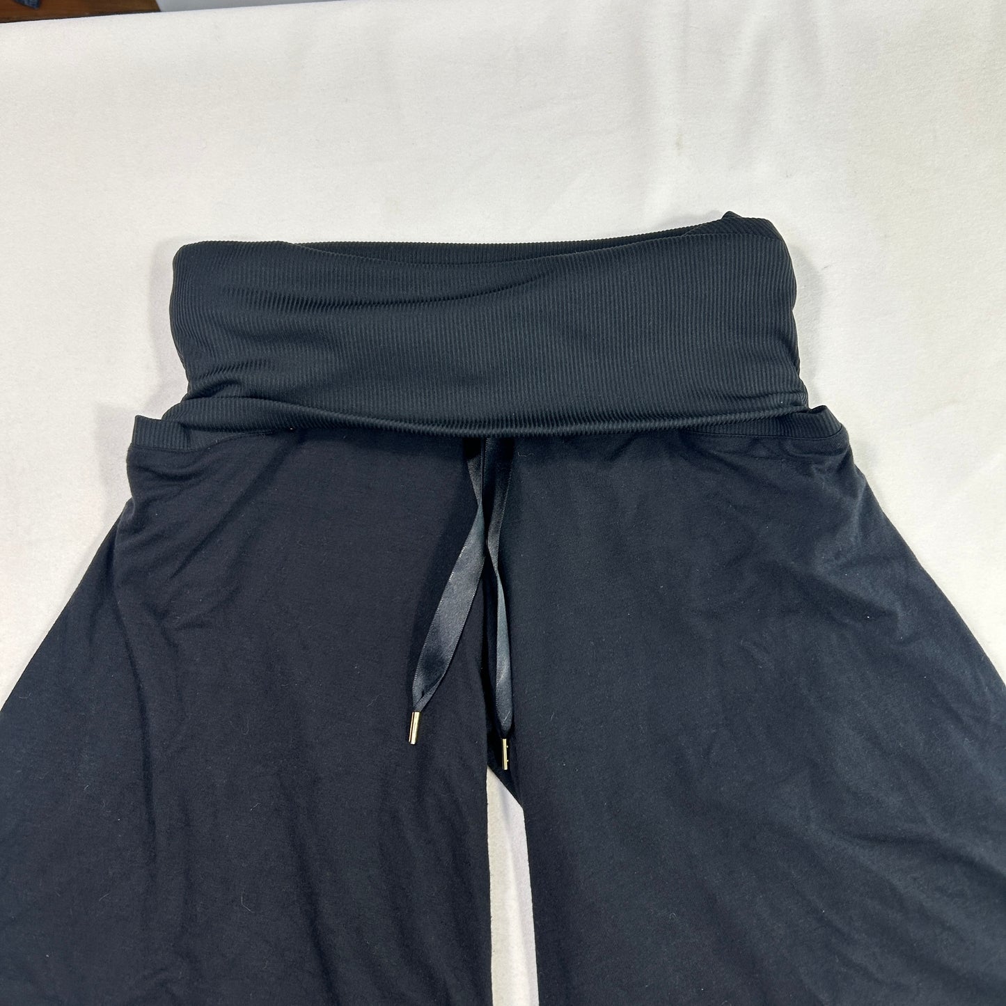 Fold Over Puma Yoga Capri Pants - Size M/L