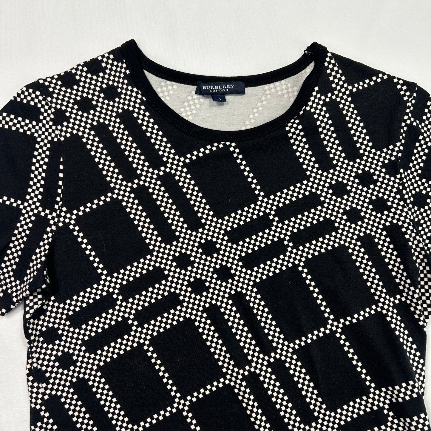 Vintage Nova Pattern Burberry Baby Tee - Size M