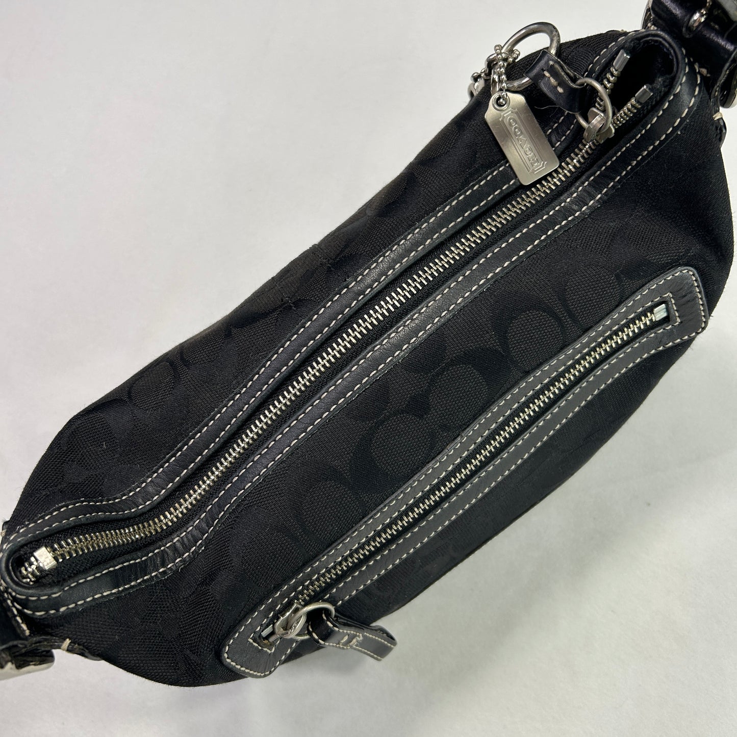 Vintage Signature Coach Leather Shoulder Bag