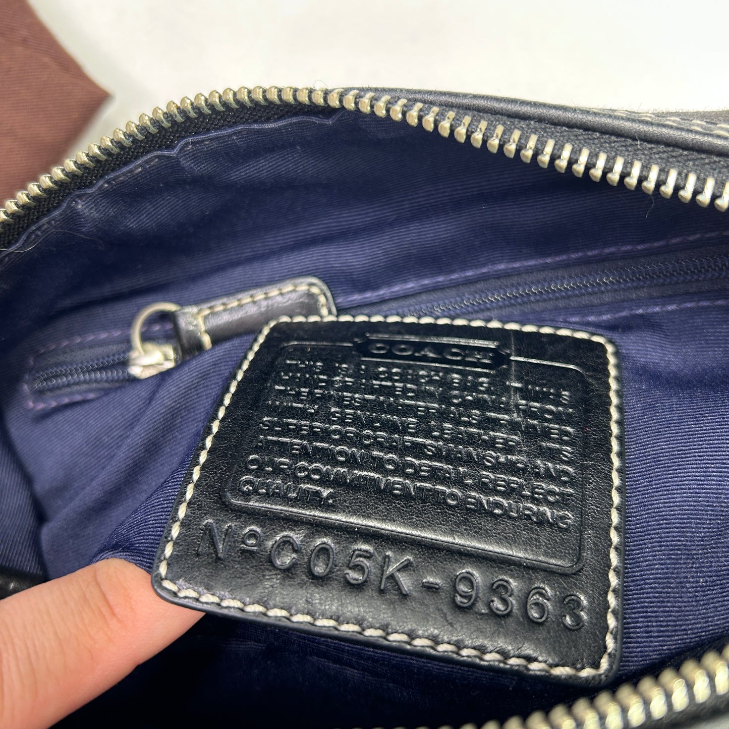 Vintage Signature Coach Leather Shoulder Bag