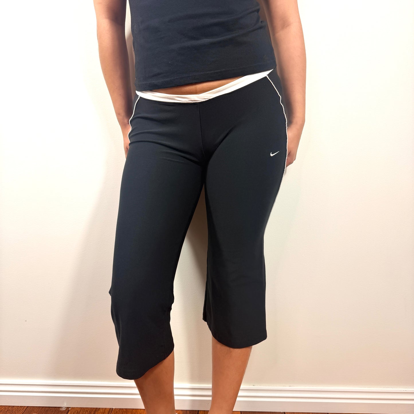 Black Nike 3/4 Yoga Pants - Size M